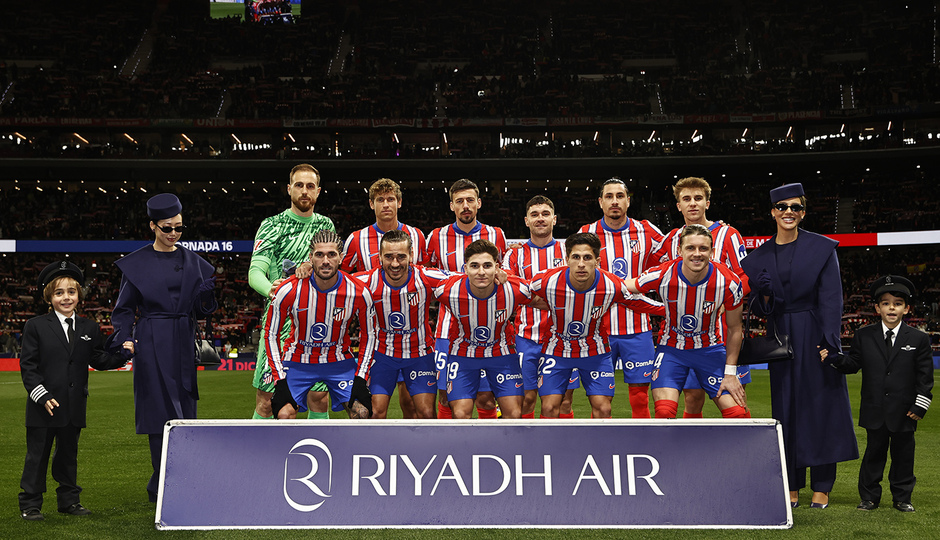 Equipo inicial ante el Sevilla en el Metropolitano.