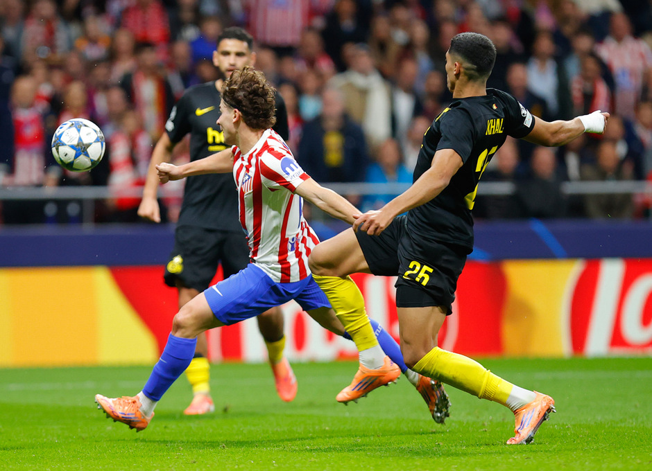 Jugada del gol de Julián Álvarez que abrió el marcador tras gran jugada de Giuliano una vez más