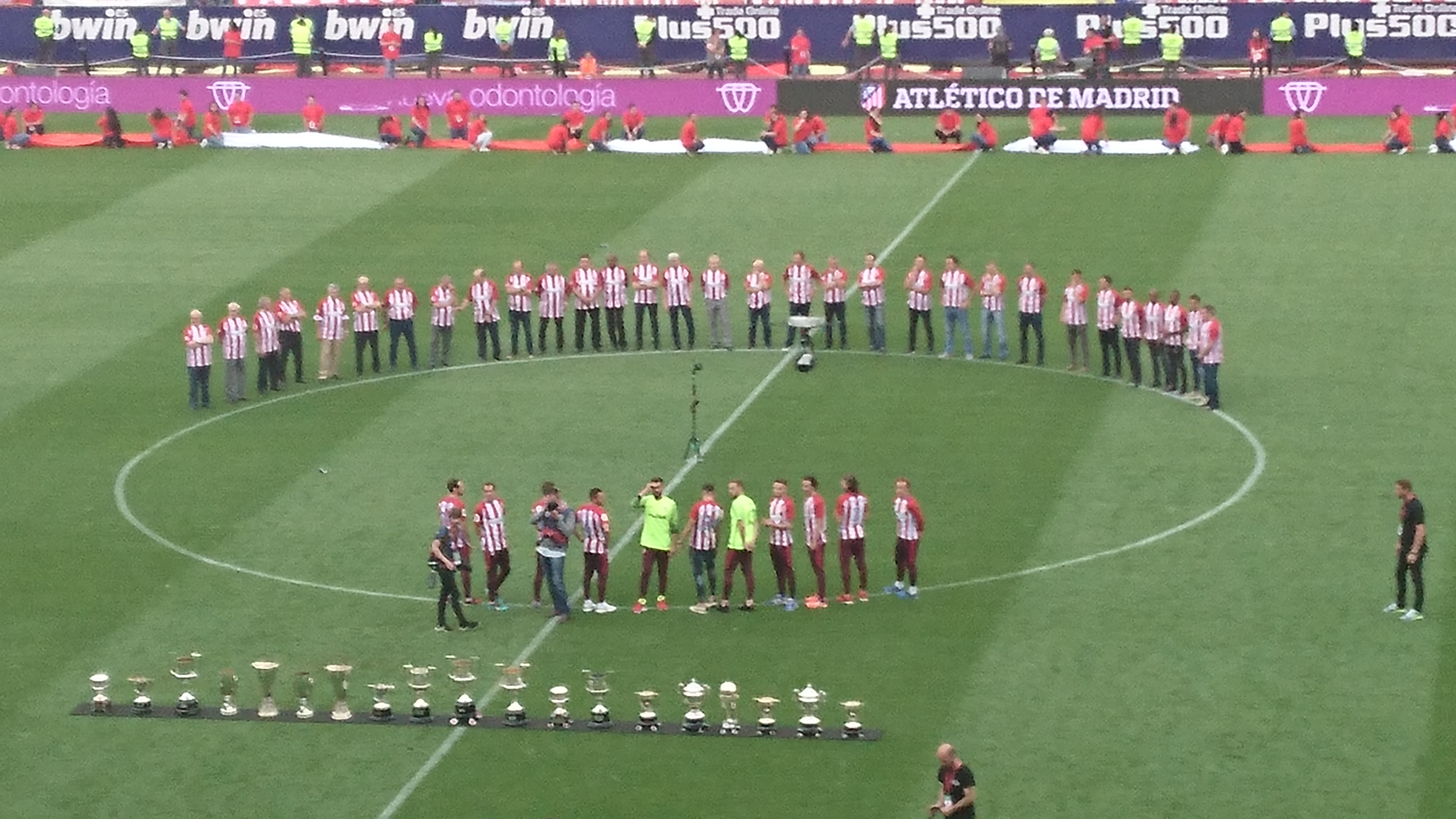 Más de 50 años de leyendas rojiblancas en el Calderón con sus 21 títulos.