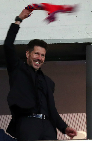 Cholo celebra el pase a la final de Lyon como un hincha más. 