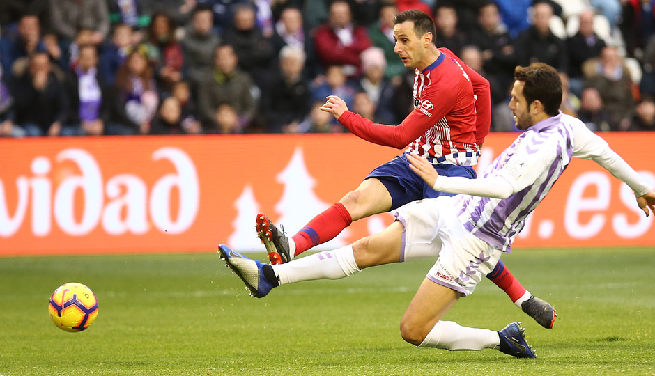 Kalinic abrió el marcador con este gol por debajo de las piernas de Masip. 