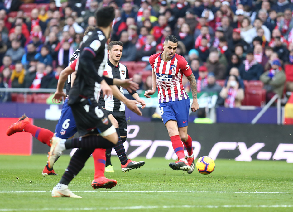 Gran partido de Vitolo en su primer partido liguero como titular.