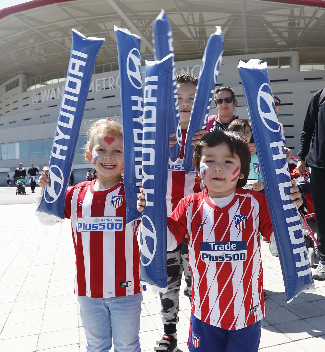 Los Niños rojiblancos, protagonistas en el 16º Día del Niño.
