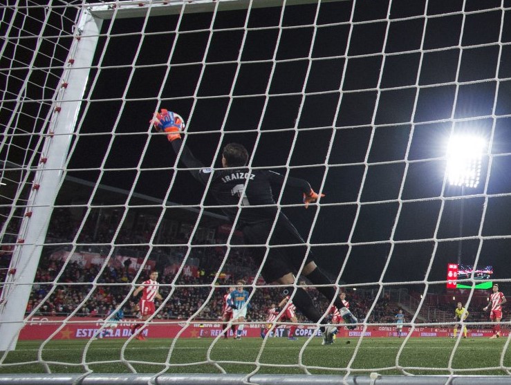 Un rebote en Iraizoz se convirtió en el gol del Atleti tras un excelente remate de Griezmann cerca de la escuadra.