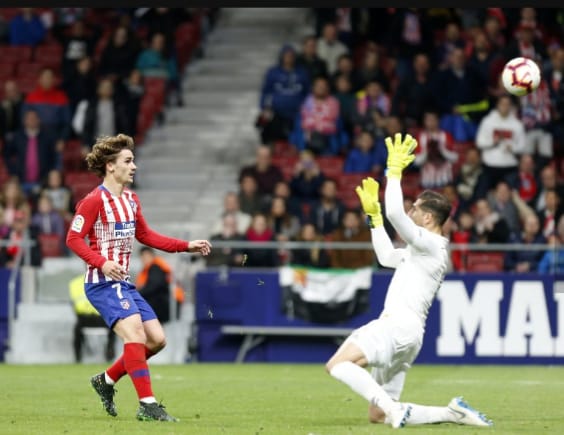 Golazo de vaselina de Griezmann para cerrar el partido ya en el tiempo de descuento. 