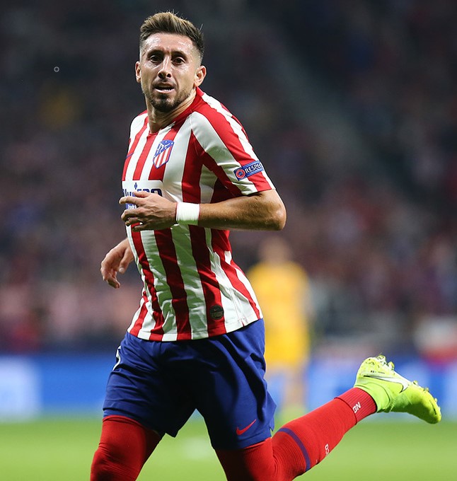 Prometedor debut de Héctor Herrera con la roiblanca.