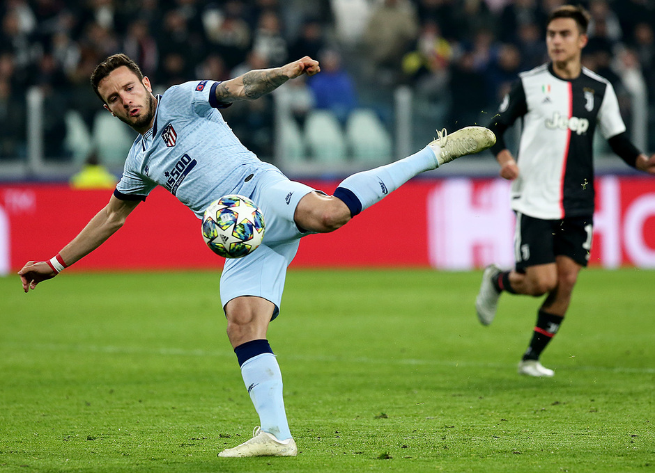 Ocasión de Saúl que detuvo Szczesny.