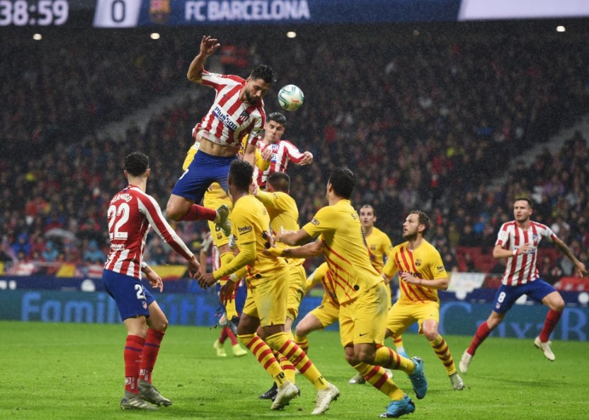 Excelente remate de Felipe que despejó de nuevo Ter Stegen.