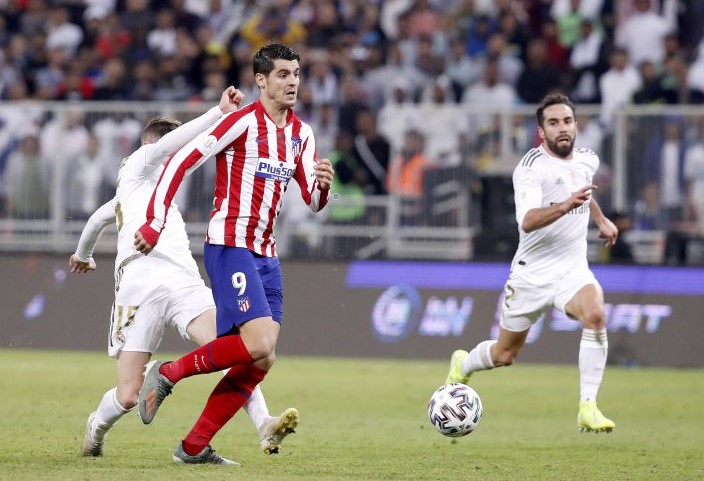 Valverde evita con su expulsión la mejor ocasión del partido ante Morata.