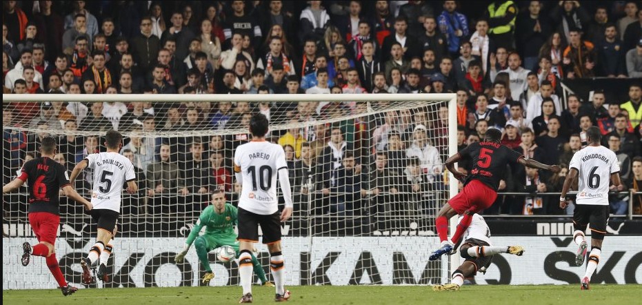 Golazo de Thomas justo después del primer empate valencianista.