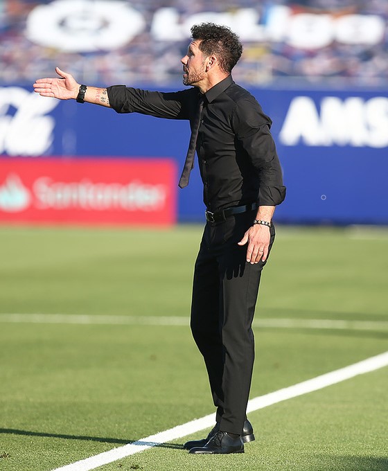 El Cholo Simeone, igualó al mítico Luis Aragonés como entrenador rojiblanco con más victorias. 