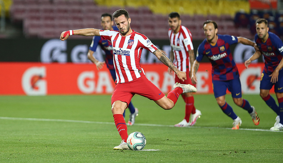 Primer penalti convertido por Saúl.