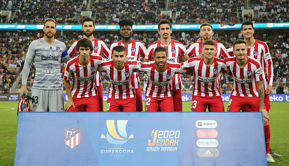 Alineación inicial que saltó al King Abdellah Stadium en Yedda.