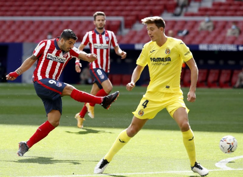 Luis Suárez volvió a estar poco acertado con en Hueca.
