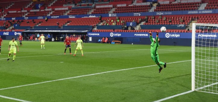 Paradón de Oblak cuando el balón entraba por la escuadra.