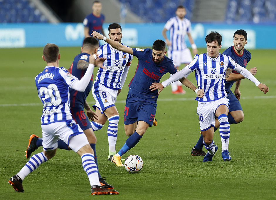 Yannick Carrasco, espectacular un día más por su velocidad y desborde.
