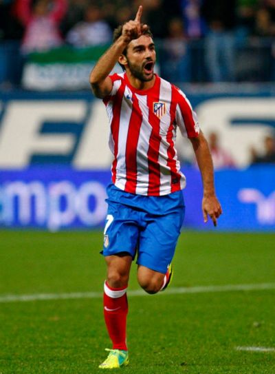 Doblete de Adán ante el Zaragoza con la que el Atleti vuelve a ganar Doblete de Adán ante el Zaragoza con la que el Atleti vuelve a ganar