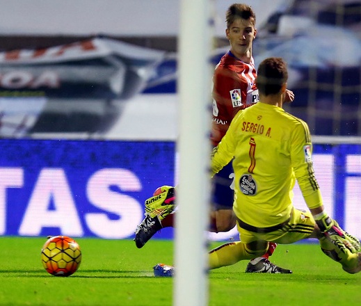 Asistencia de Vietto a Griezmann para abrir el marcador Asistencia de Vietto a Griezmann para inaugurar el marcador