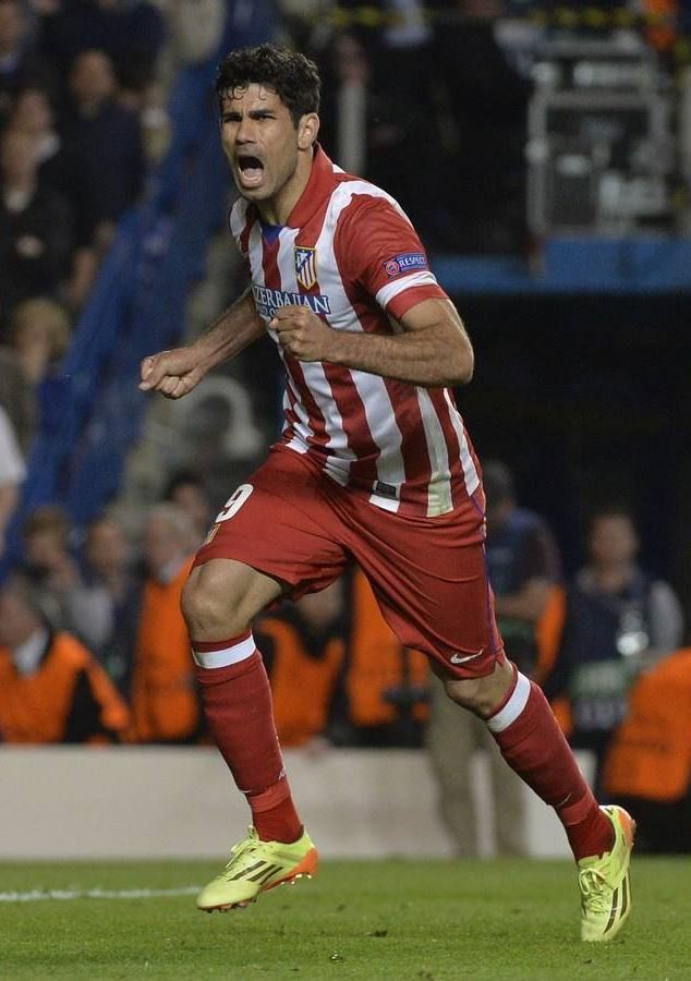 Diego Costa de penalti acercó la compra del billete para Lisboa