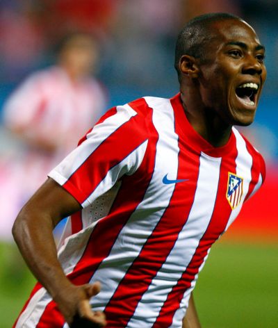 Elías con sus dos goles pide su hueco en la plantilla