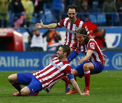 Gabi marcó un espectacular golazo desde más de 35 metros Gabi marcó un espectacular golazo desde más de 35 metros