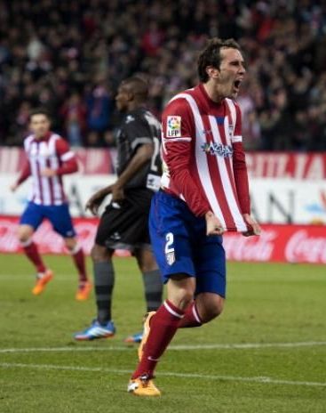 Godín marcó el empate a 1-1 con un gran cabezazo Godín marcó el empate a 1-1 con un gran cabezazo