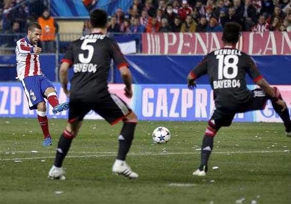 Zurdazo de Mario Suárez que igualaba la eliminatoria