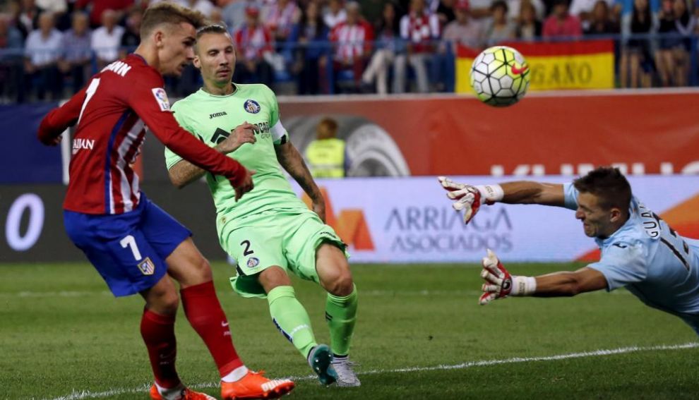 Griezmann marcó los dos goles que dieron la victoria ante el Getafe Griezmann marcó los dos goles que dieron la victoria ante el Getafe