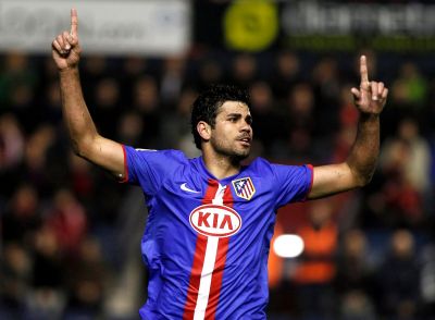 Hat trick de Diego Costa en Pamplona para ganar en Pamplona