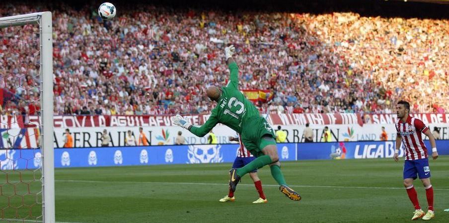 Este paradón de Willy Caballero en el descuento impidió el alirón rojiblanco Este paradón de Willy Caballero en el descuento impidió el alirón rojiblanco