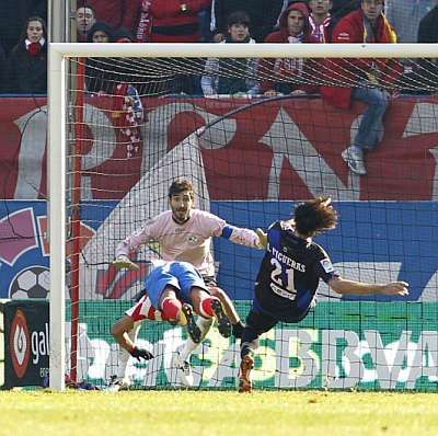 Golazo en plancha de Falcao que suponía el 2-0 ante el Rayo