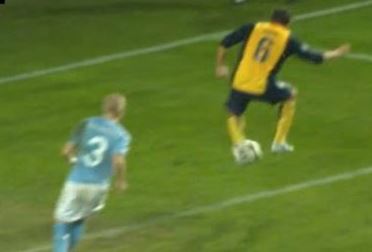 Taconazo de Koke que suponía abrir el marcador Taconazo de Koke que suponía abrir el marcador