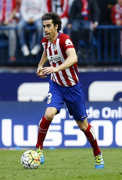 Tiago reapereció tras cinco meses y medio de dura recuperación: el Calderón le recibió a lo grande. Tiago reapereció tras cinco meses y medio de dura recuperación: el Calderón le recibió a lo grande.