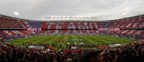 Espectacular tifo antes del inicio del partido Espectacular tifo antes del inicio del partido