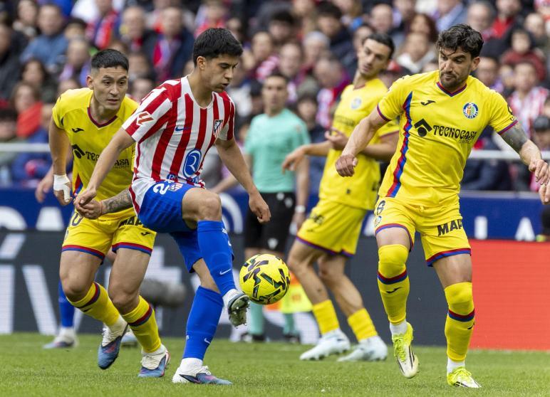 Primer partido como titular del mexicano Obed Vargas, con buena actuación general. 